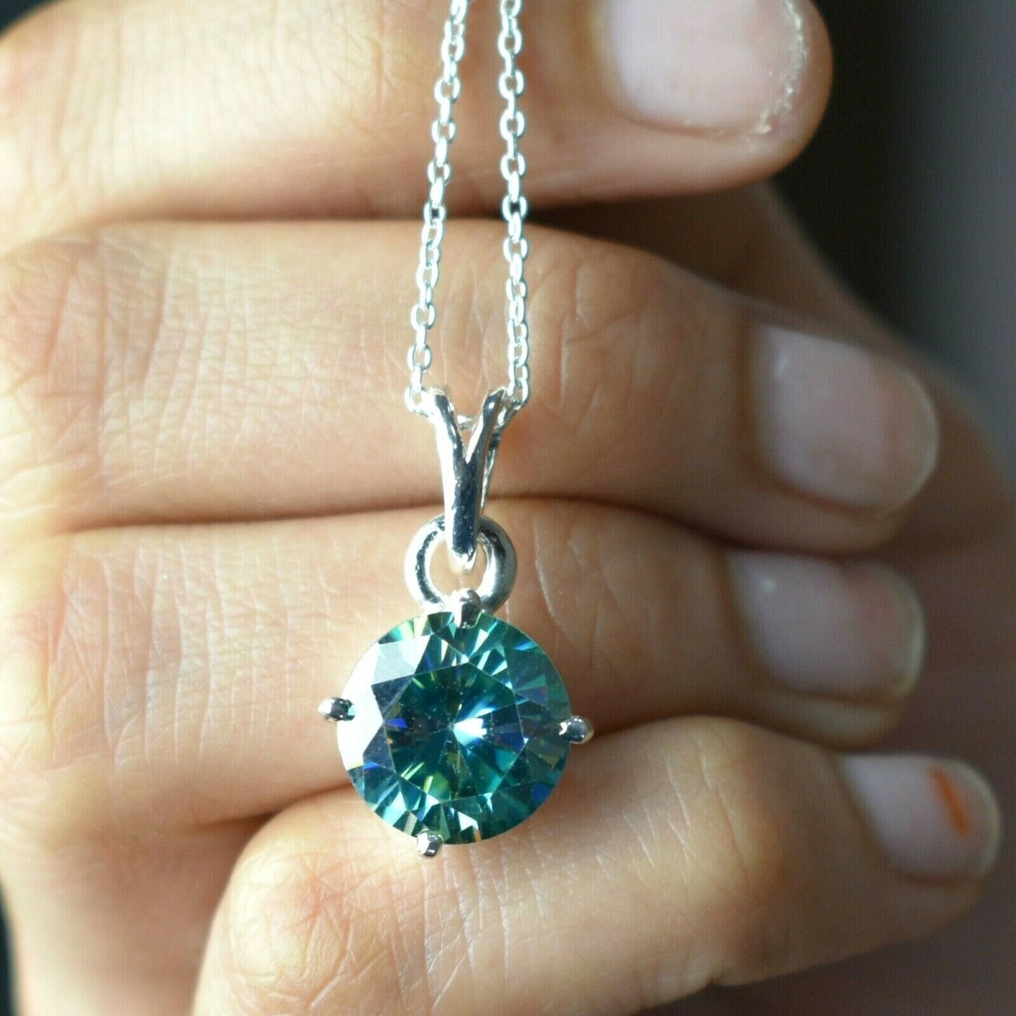 Single Round Green Pendant | 9MM (3 Ct Look) in 925 Silver