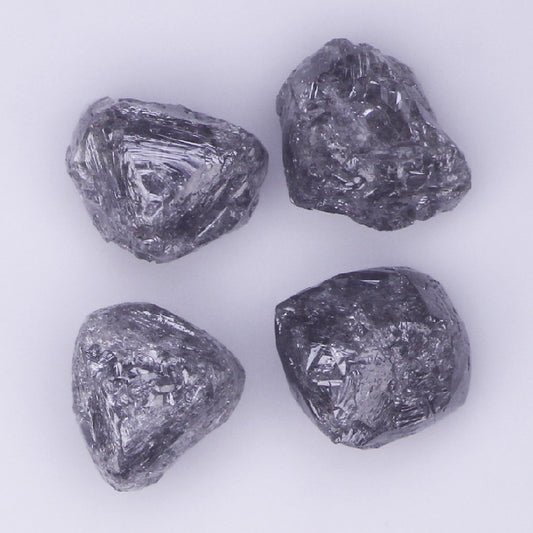 ( GB - 25 )Natural Rough Diamond 2.3 ct