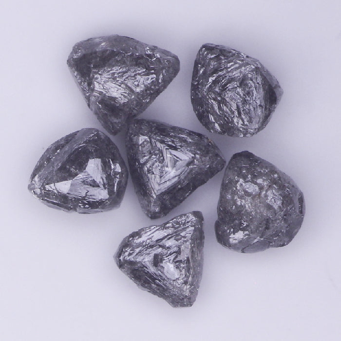 ( GB - 29 )Natural Rough Diamond 2.1 ct