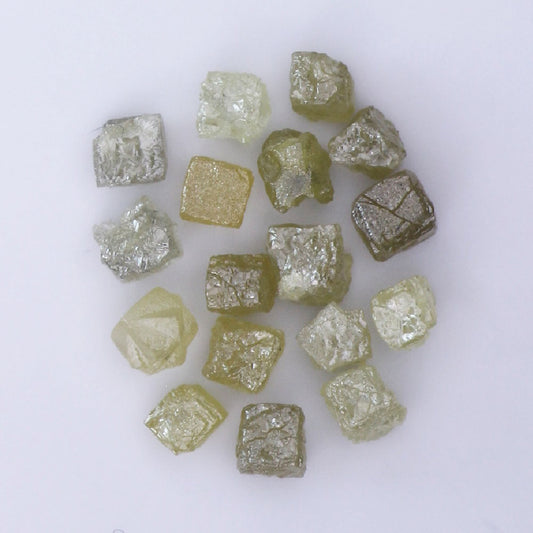 ( VG - 1 )Natural Rough Diamond 2 ct