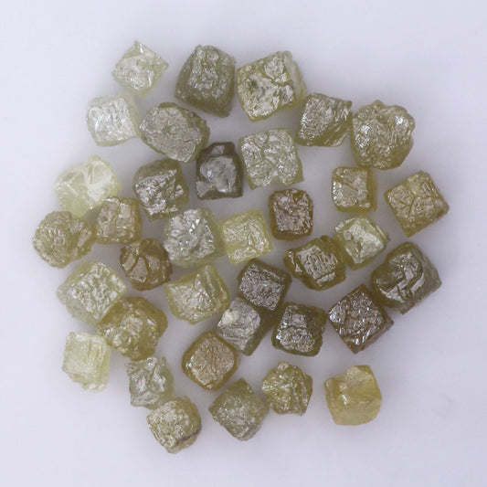 ( VG - 28 )Natural Rough Diamond 2.1 ct