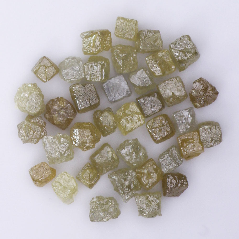 ( VG - 44 )Natural Rough Diamond 2.05 ct