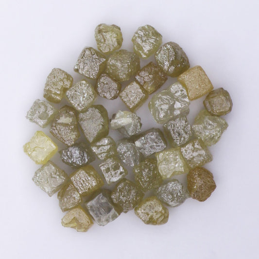 ( VG - 45 )Natural Rough Diamond 2 ct