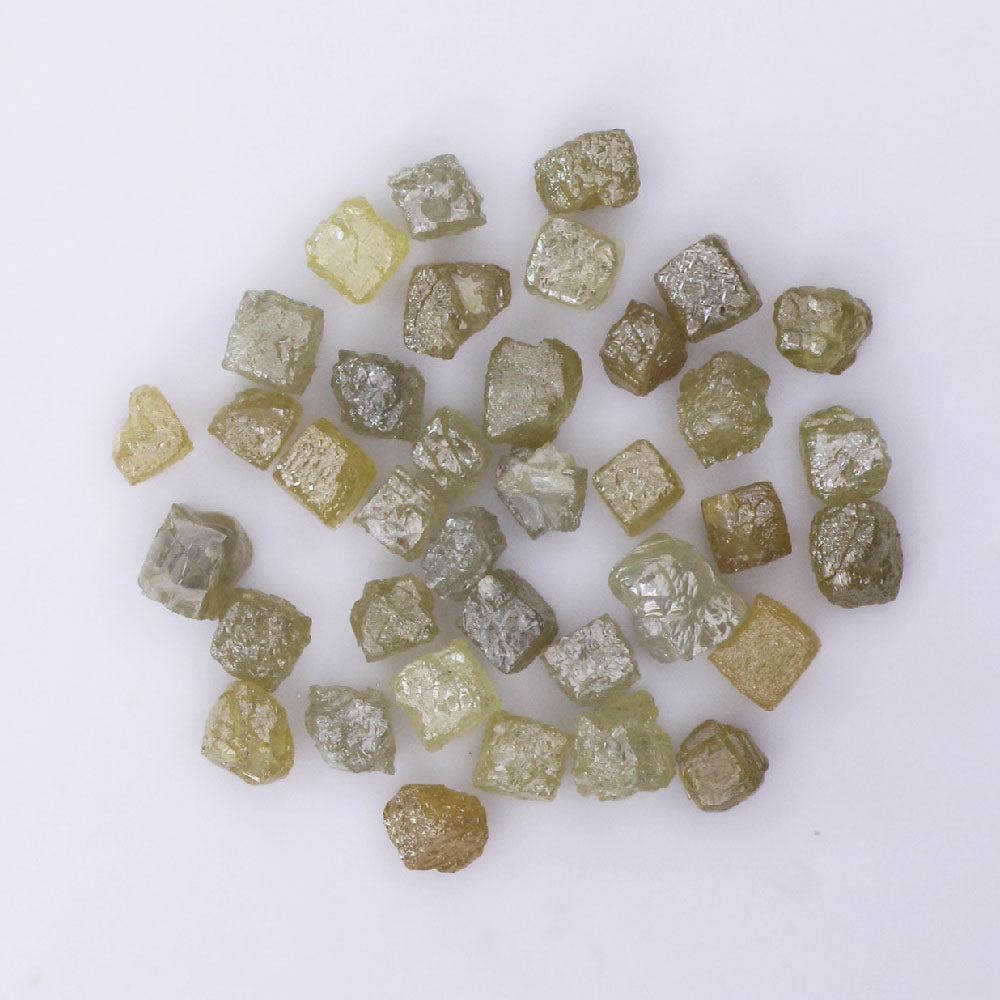 ( VG - 45 )Natural Rough Diamond 2 ct