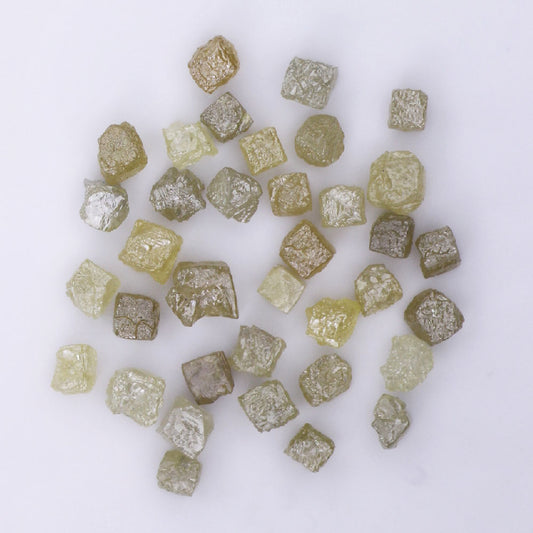 ( VG - 56 )Natural Rough Diamond 2.05 ct