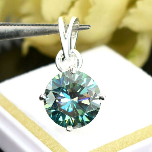 Single Round Green Pendant | 9MM (3 Ct Look) in 925 Silver