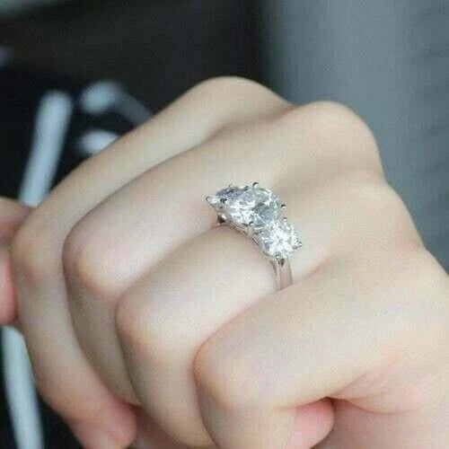 3 Stone 2.50 Ct Round Cut Off White Treated Diamond Ring 925 Sterling Silver