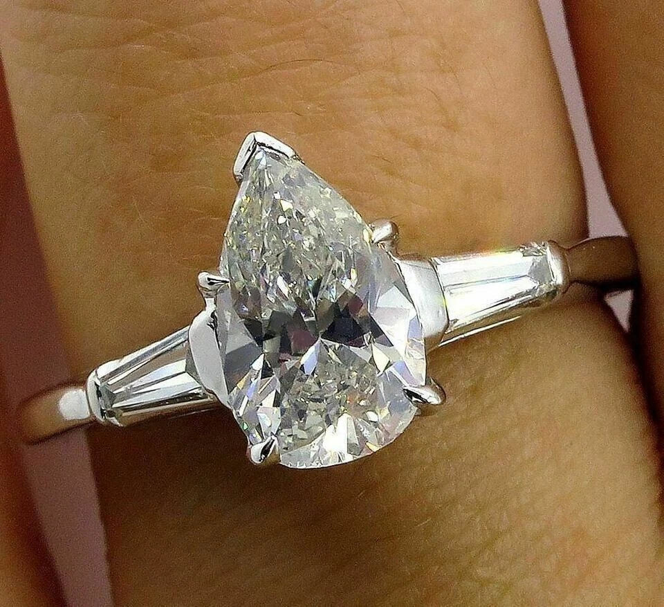 Classic 2.00 Ct Pear Cut Off White Treated Diamond Ring 925 Sterling Silver