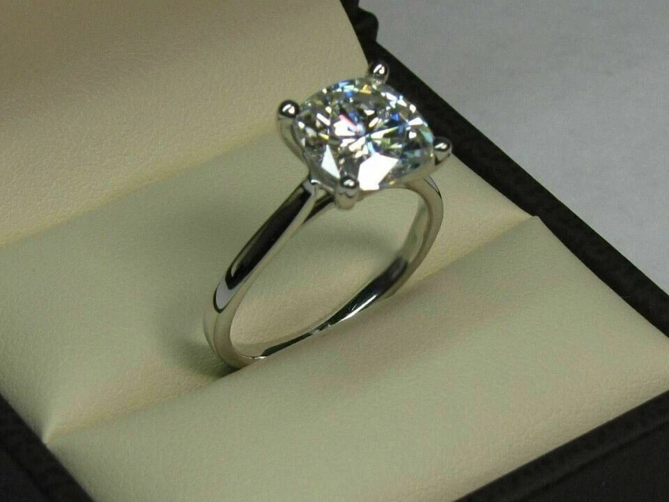 Classic 2.00 Ct Round Cut Off White Treated Diamond Ring 925 Sterling Silver