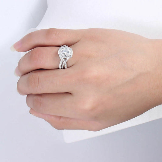 Classic 2.50 Ct Round Cut Off White Treated Diamond Ring 925 Sterling Silver