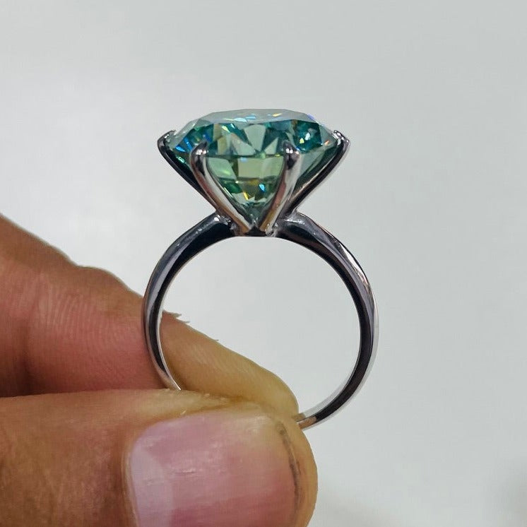 Round Shape 14.00 Ct. Green Blue Ring