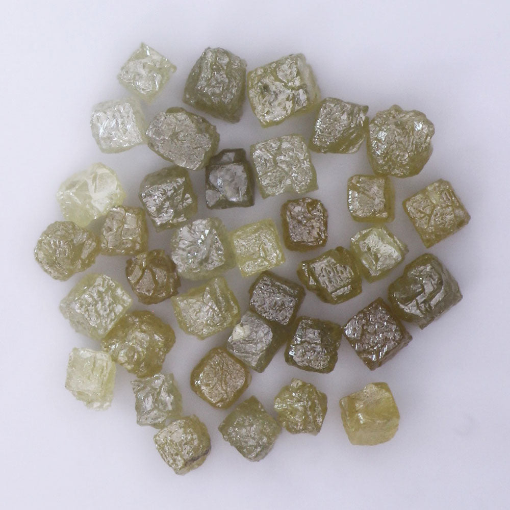 ( VG - 28 )Natural Rough Diamond 2.1 ct