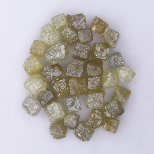 ( VG - 43 )Natural Rough Diamond 2.1 ct