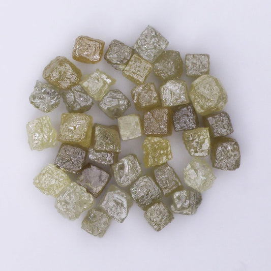 ( VG - 56 )Natural Rough Diamond 2.05 ct